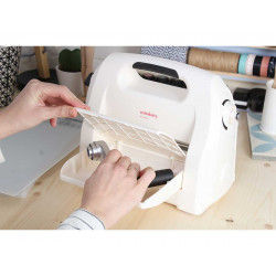 MAQUINA TROQUELAR MISSKUTY 2