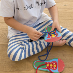 JUEGO ATA TUS ZAPATOS 2